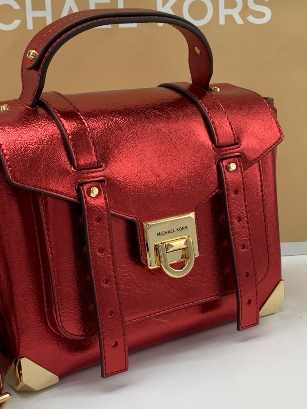 MICHAEL KORS Manhattan Medium Patent Faux Leather Satchel - Picture 3 of 15